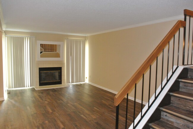 Large Living Room - 31455 Merriwood Park Dr