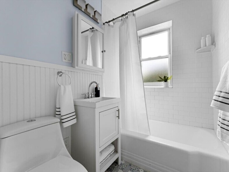 Building Photo - 1 Catenacci Way