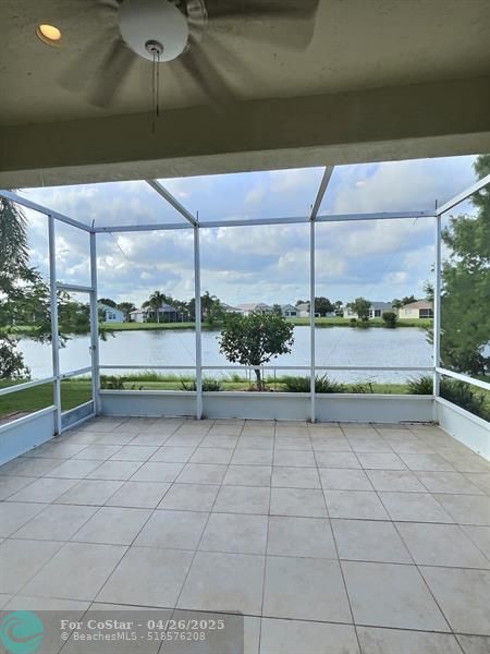 Building Photo - 849 SW Rocky Bayou Terrace