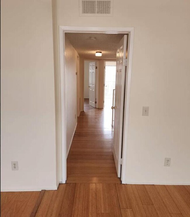 Building Photo - 38710 10th St E