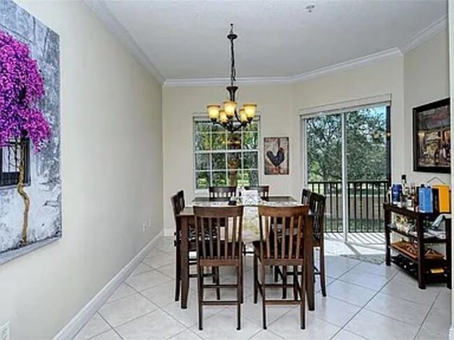 Building Photo - 8263 Miramar Way