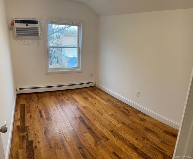 Building Photo - 3-44 Beach 87th St