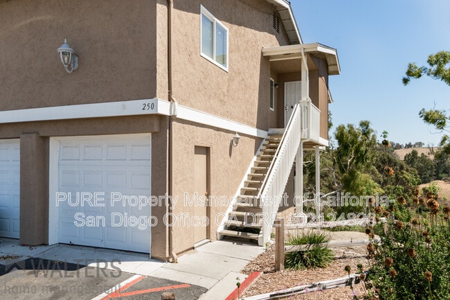 Primary Photo - 4213 La Pinata Way