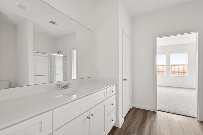 Building Photo - 1092 Sunlit Cir