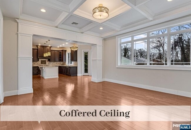 Building Photo - 230 Hillcrest Rd