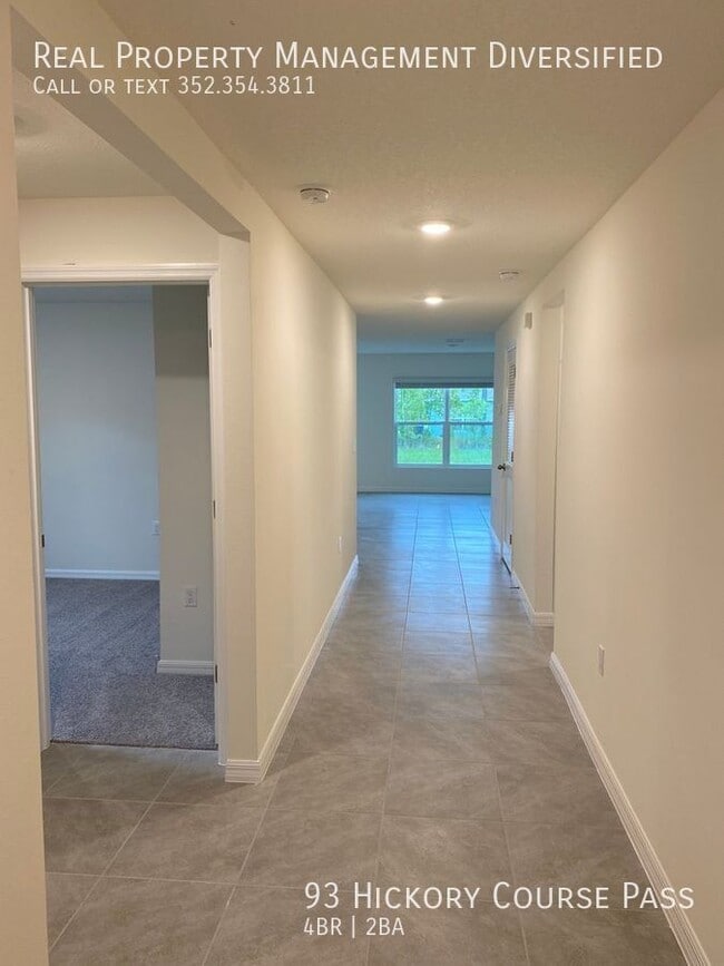 Building Photo - 93 Hickory Course