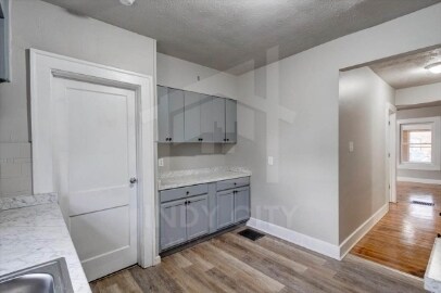 Building Photo - 37 S Euclid Ave