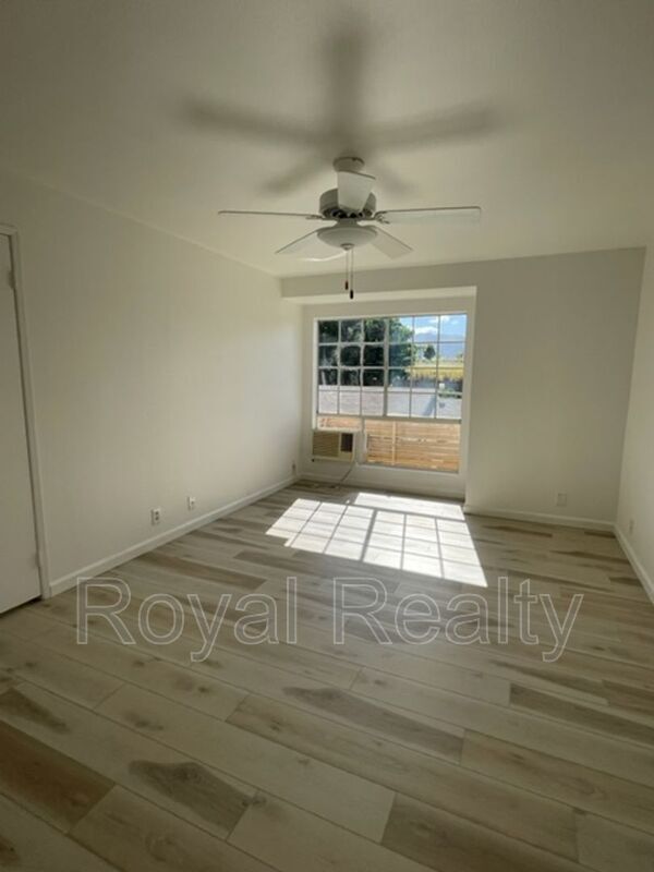 Building Photo - 94-586-586 Lumiauau St