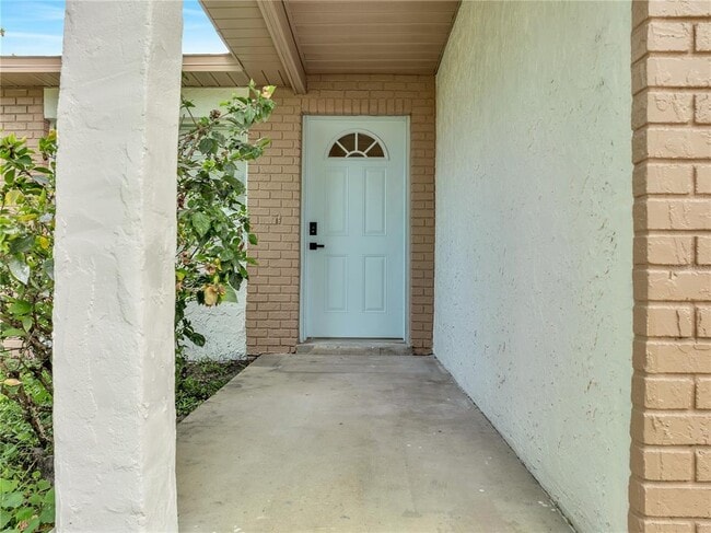 Building Photo - 2328 Dae Ct