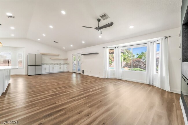 Building Photo - 130 Weatherstone Dr