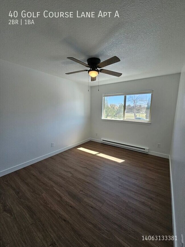 Building Photo - 40 Golf Course Ln