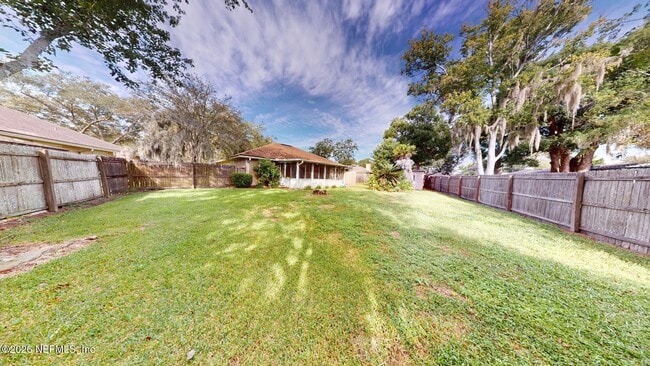 Building Photo - 11645 Lazy Willow Ln