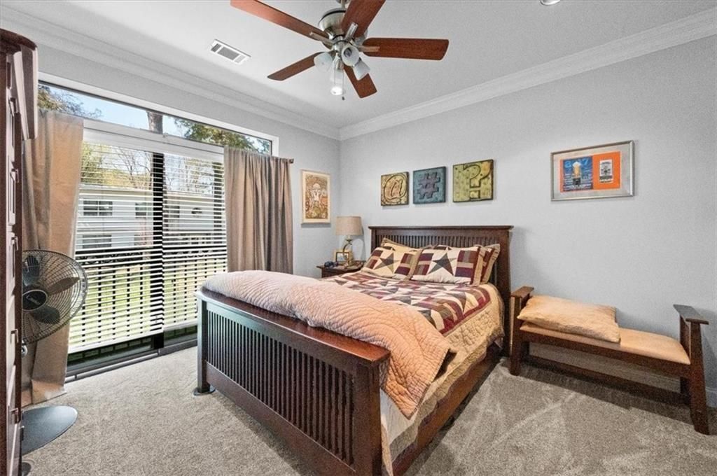 Building Photo - 2230 Cheshire Bridge Rd NE