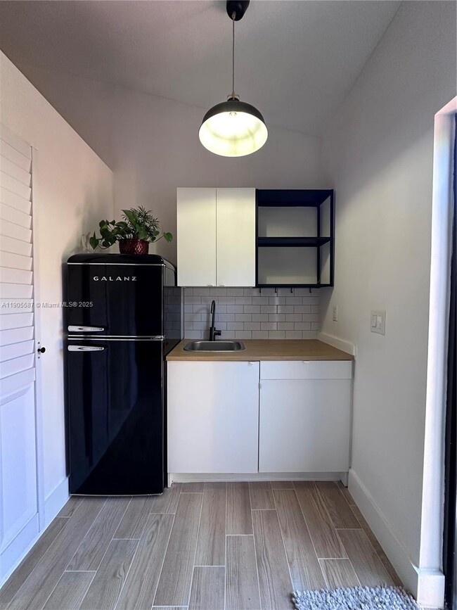 Building Photo - 52 NW 68th St