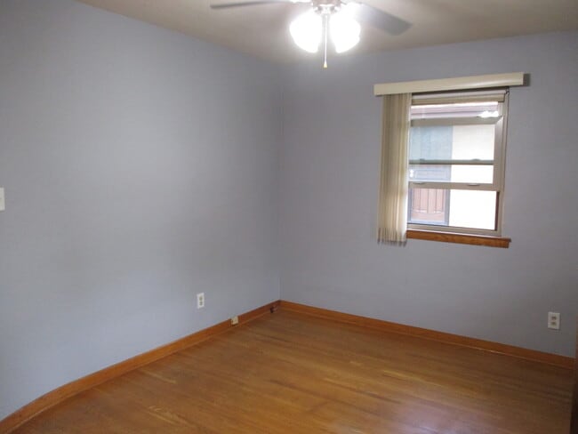Building Photo - 1606 Dearborn St