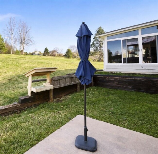 Building Photo - 5472 Riverchase Dr