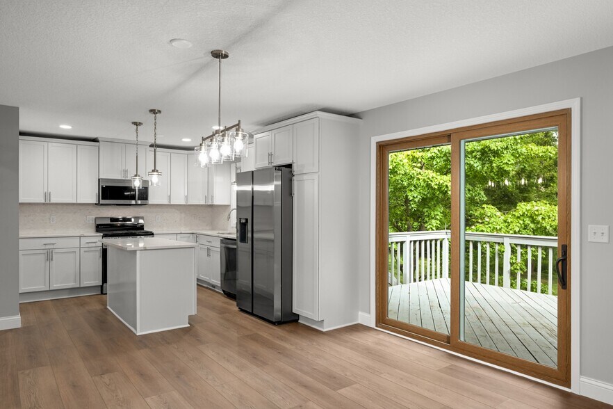 Building Photo - 11004 Oak Knoll Ter N