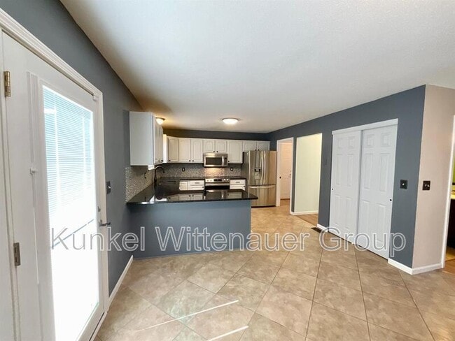 Building Photo - 110 St Sabre Dr