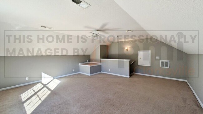 Building Photo - 1121 Gunpoint Dr