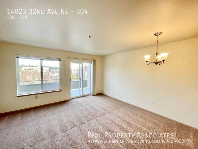 Building Photo - 14023 32nd Ave NE