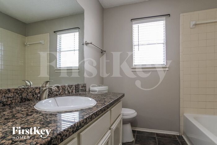 Building Photo - 13907 Beckwith Dr