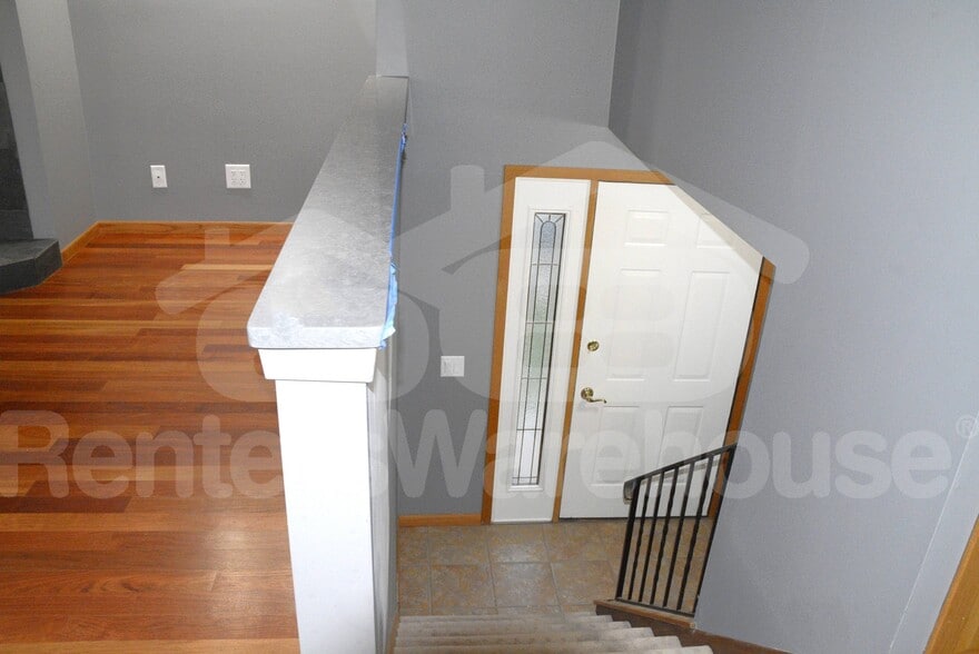 Building Photo - 710 E 143rd St