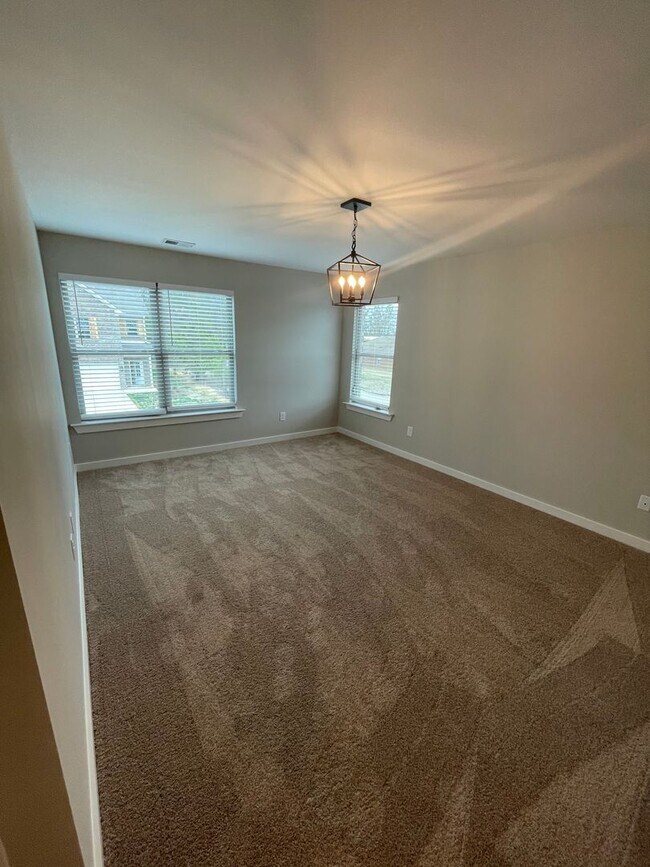 Building Photo - Home for Rent in Calera, AL!!! Available to View Now!!!