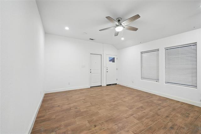 Building Photo - 607 E Carter St