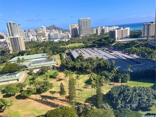 Building Photo - 1910 Ala Moana Blvd