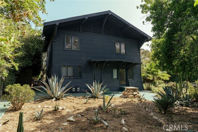 Building Photo - 5924 Hayes Ave