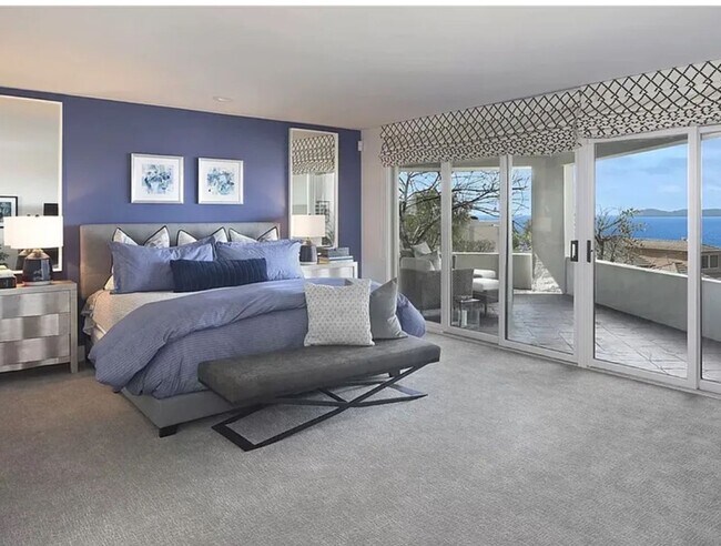 Building Photo - Azari PM-Juccuzi- half acre luxurious landscape-fully chic furniture -  massive lot , 18 fruit tr...