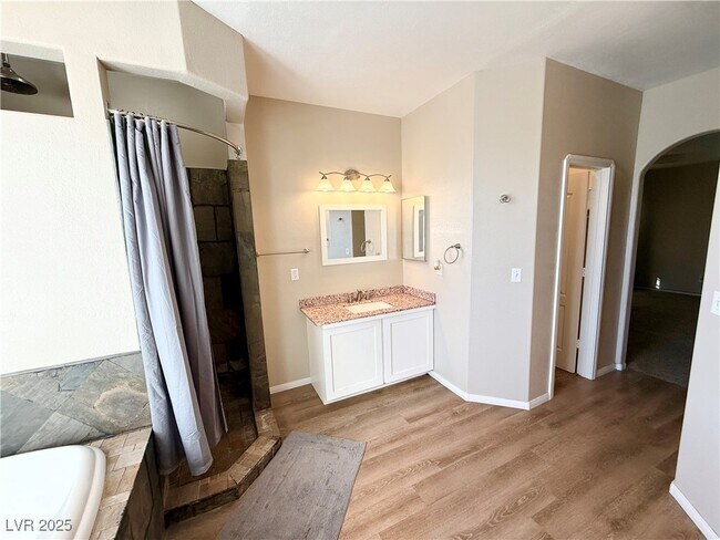 Building Photo - 2370 Deadwood St