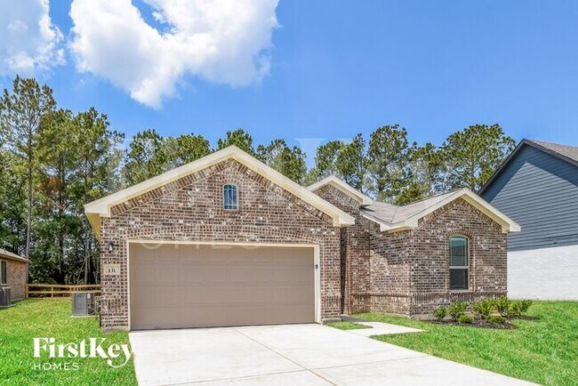 Building Photo - 131 Lk Wy Cir