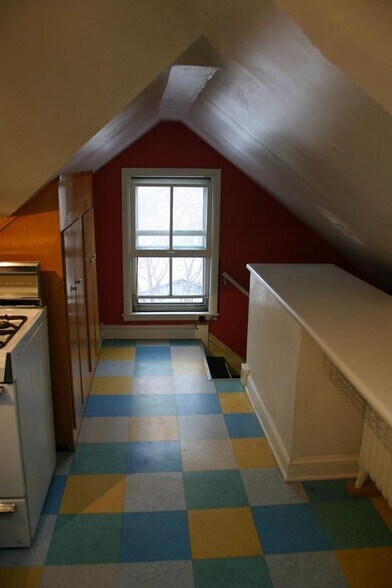 Building Photo - 2217 Colfax Ave South