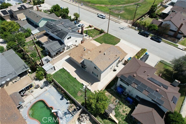 Building Photo - 4037 S Ellesford Ave