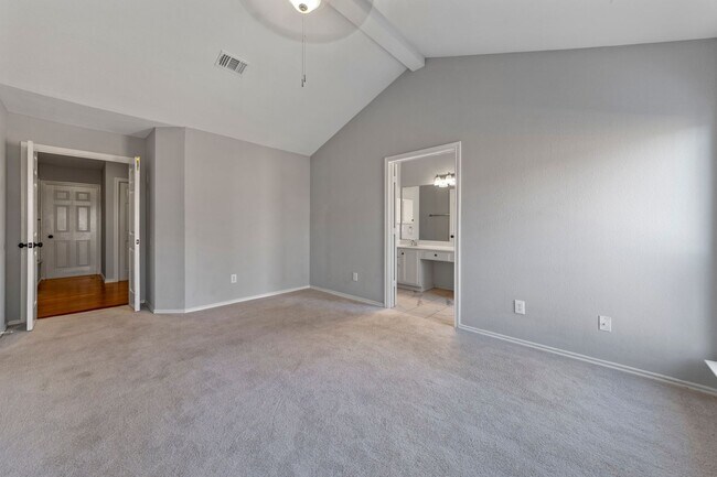Building Photo - 128 Overbrook Dr