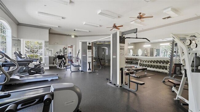 Building Photo - 4140 Central Sarasota Pkwy