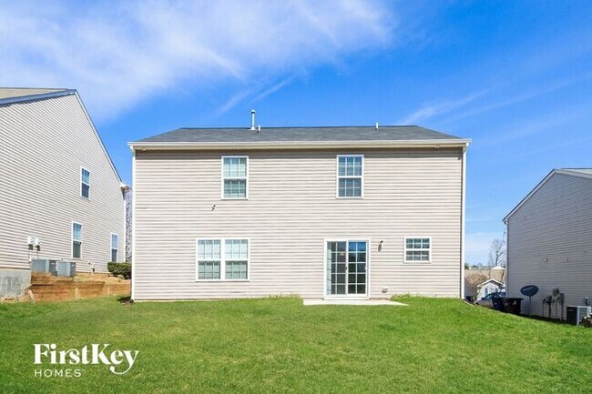 Building Photo - 1438 Waverly St