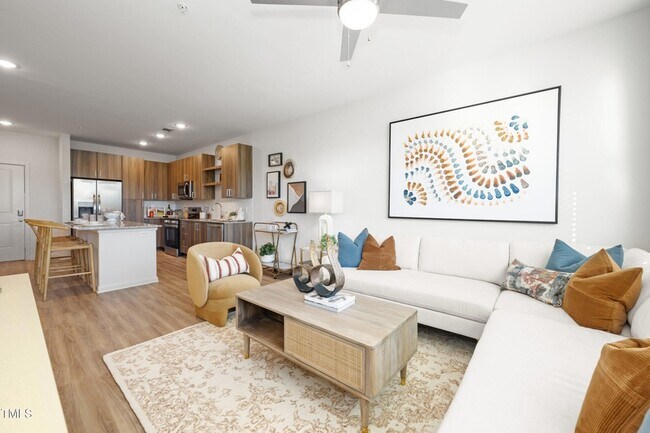 Building Photo - 211 Hammond Center Dr