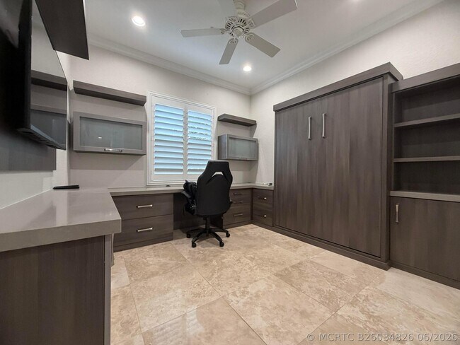 Building Photo - 7750 NW 120th Dr