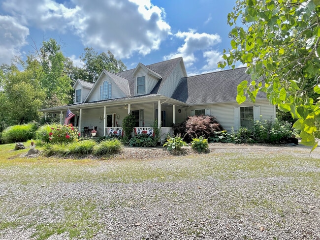 Building Photo - 6286 Fenn Rd