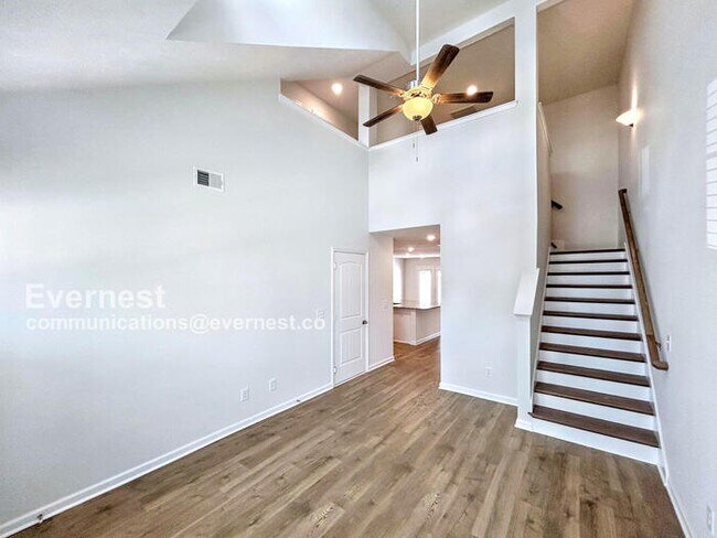 Building Photo - 347 Raines Ct