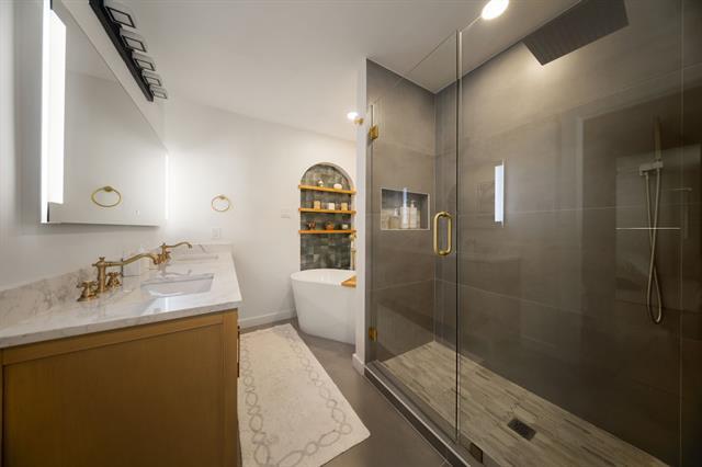 Building Photo - 905 Tarryall Dr