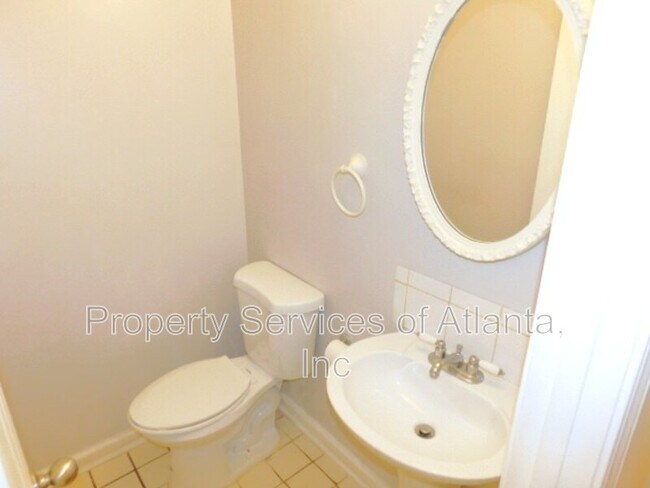 Building Photo - 230 Shiloh Hills Dr NW