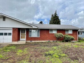 Building Photo - We have the wonderful 3 bed/2 bath you’ve ...