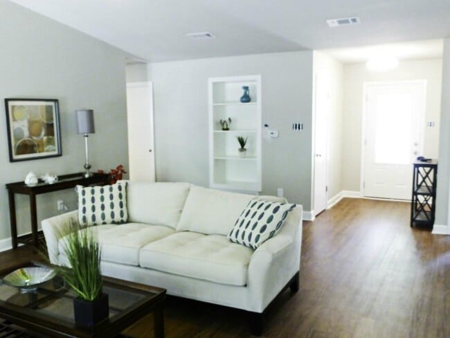 Building Photo - 13169 Mill Stone Dr