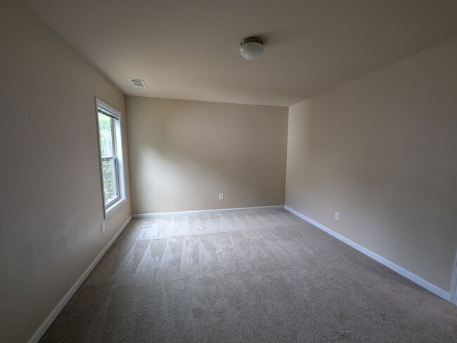 Building Photo - 355 Fowler Springs Ct