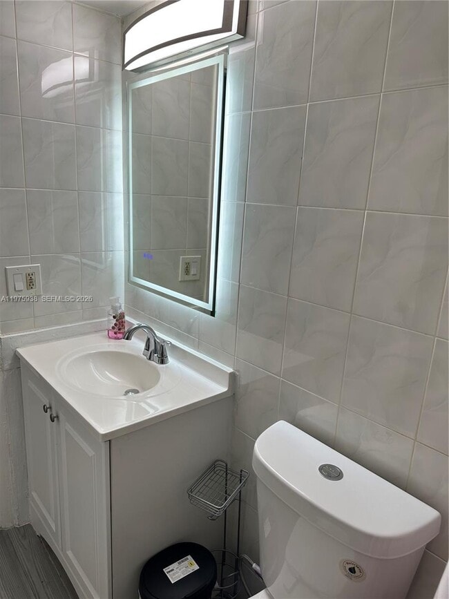 Building Photo - 2055 SW 122nd Ave