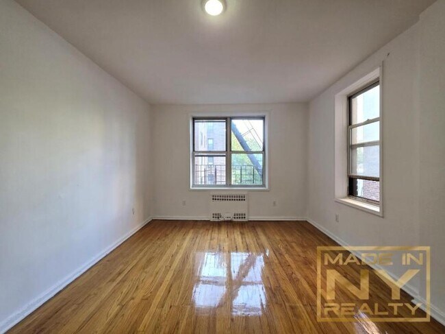 Building Photo - 1 bedroom in FOREST HILLS NY 11375