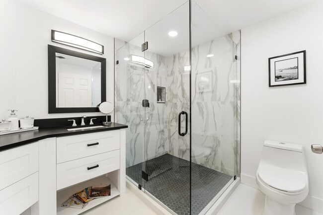 Building Photo - 403 Sea Oats Dr